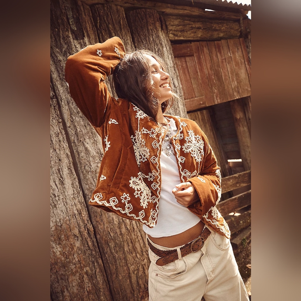 NWOT / Free People / Mia Velour Jacket / Size Medium / $298 Retail